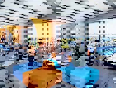 10’000 m2 de surface de bureaux