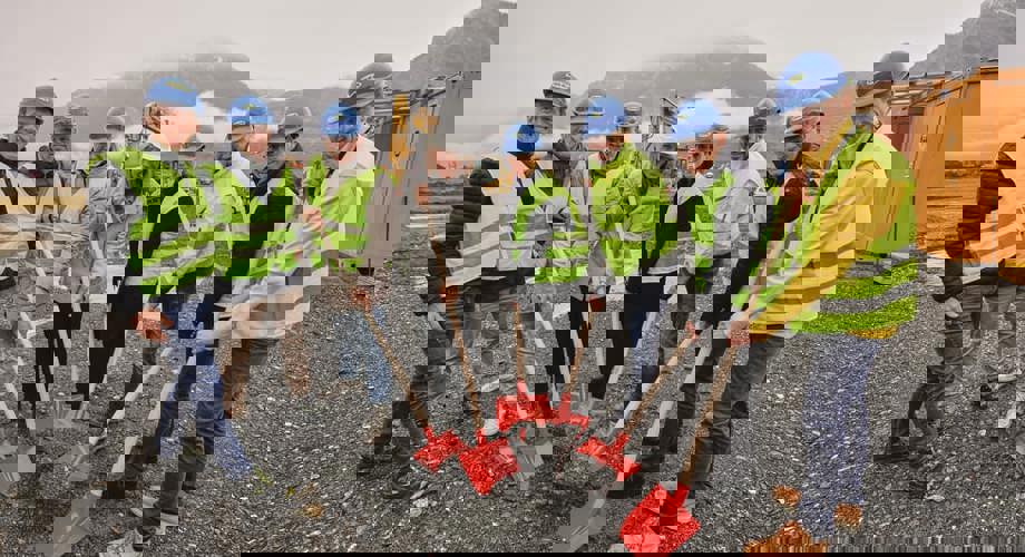 Le premier coup de pioche à Riddes.